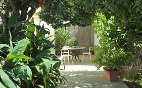 Orange House- Near The Beach